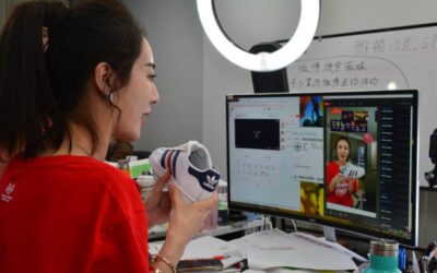 Livestream commerce, Retail En Vivo